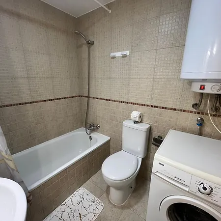 아파트 Con Piscina En *